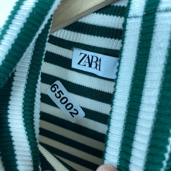 ZARA Sweater Womens M Striped Ribbed Cropped Turtleneck Pullover Green White - Picture 11 of 11